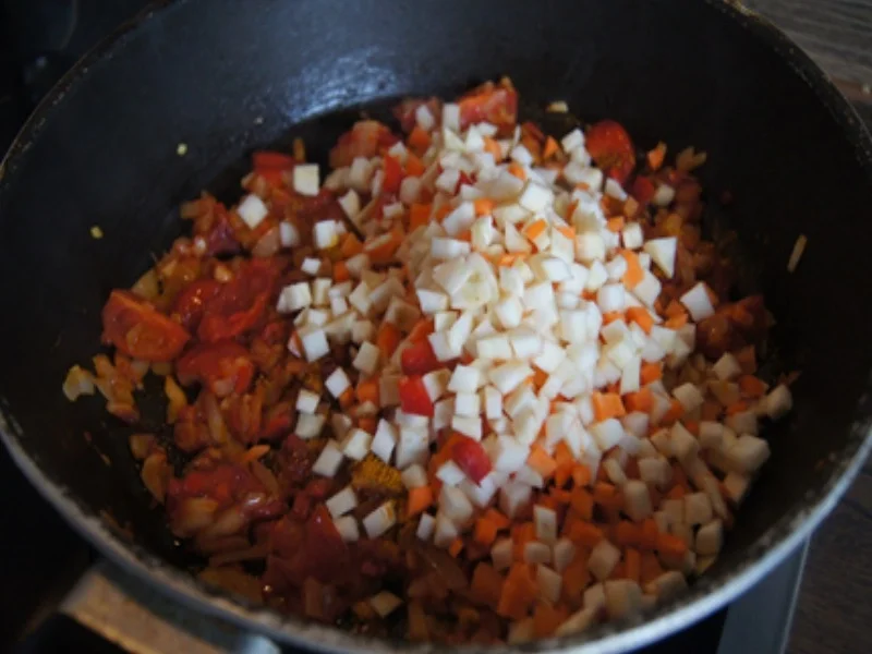 Gemüsebolognese mit Bandnudeln - Rezept - Bild Nr. 8
