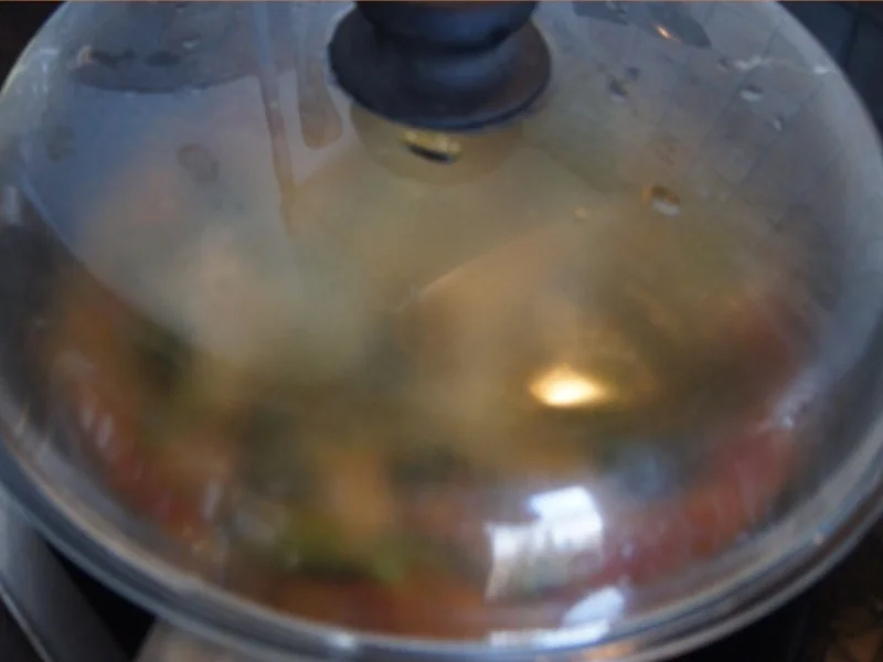 Rezept: Herzhaftes Brokkoli-Tomaten-Omelett Bild Nr. 12 Herzhaftes Brokkoli-Tomaten-Omelett - Rezept - Bild Nr. 12