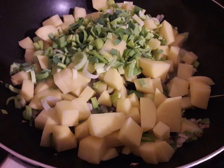 Rezept: Kartoffelgulasch Bild Nr. 10152 Kartoffelgulasch - Rezept - Bild Nr. 10152