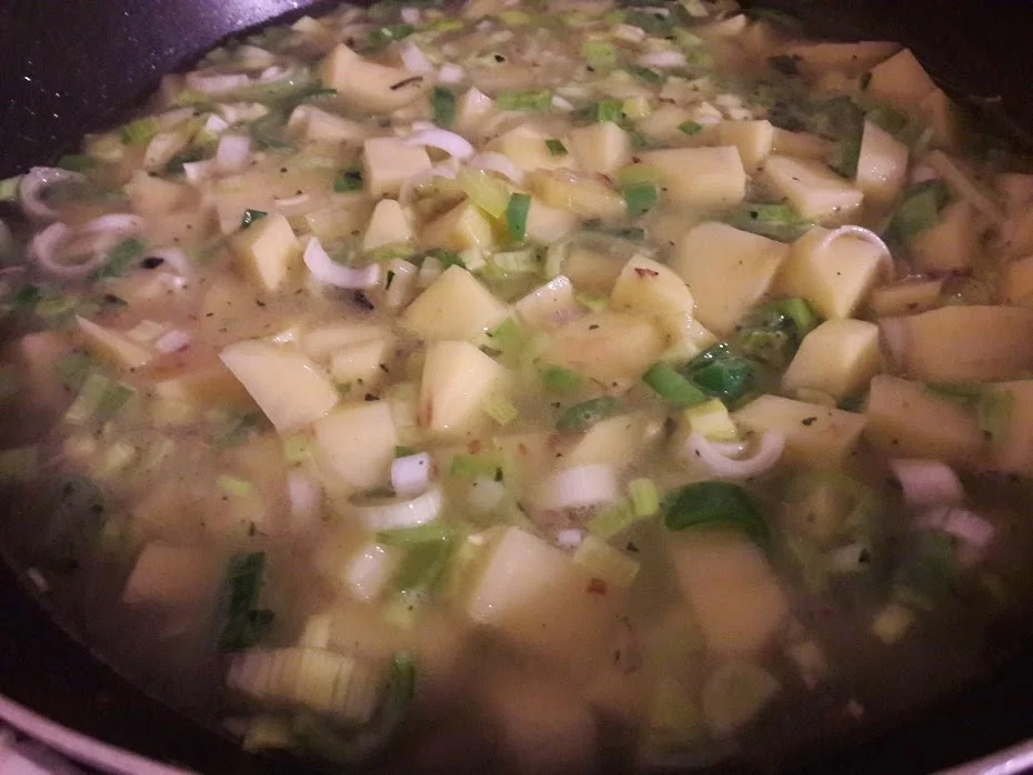 Rezept: Kartoffelgulasch Bild Nr. 10153 Kartoffelgulasch - Rezept - Bild Nr. 10153