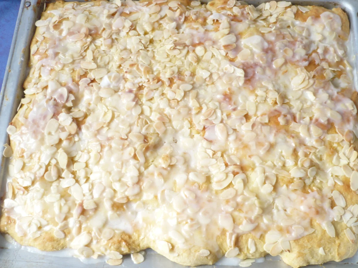 Butterkuchen - Rezept - Bild Nr. 2