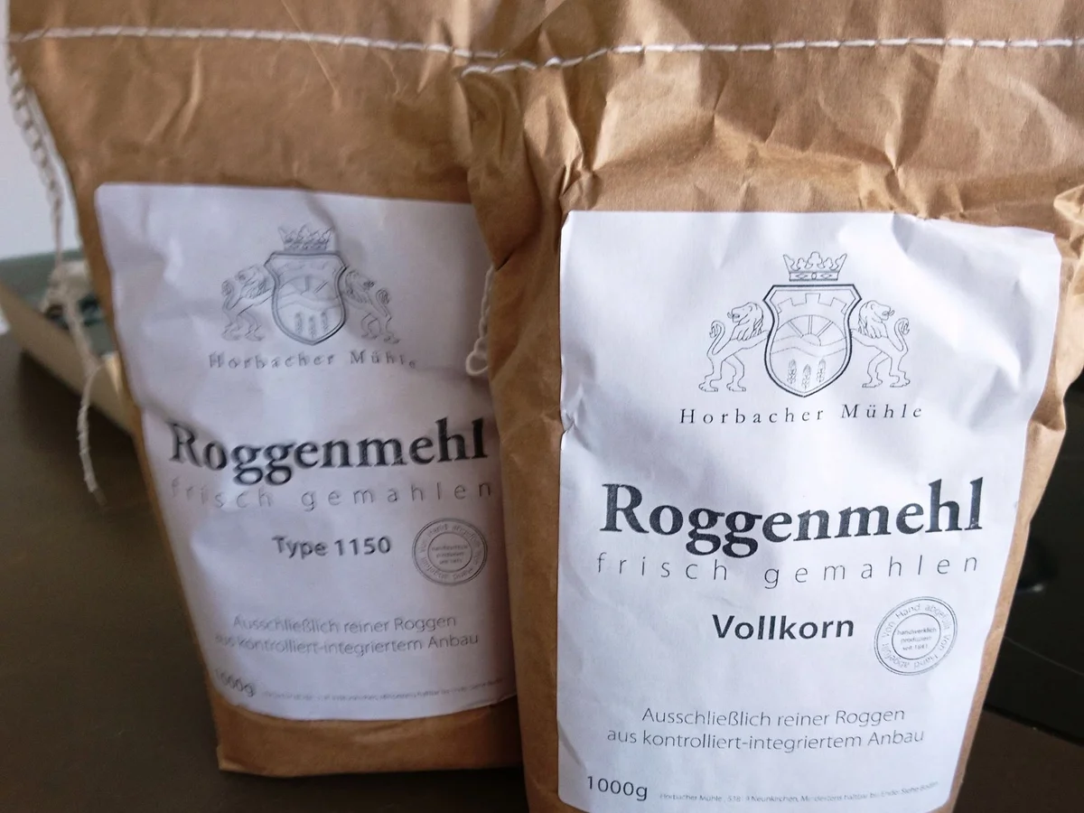 Rezept: Schüttelbrot Südtiroler Art Bild Nr. 3 Schüttelbrot Südtiroler Art - Rezept - Bild Nr. 3