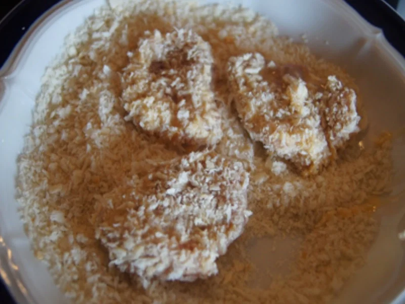 Rezept: Knusprige Schweinefilet Schnitzelchen mit Champignons und Süßkartoffelstampf Bild Nr. 6 Knusprige Schweinefilet Schnitzelchen mit Champignons und Süßkartoffelstampf - Rezept - Bild Nr. 6