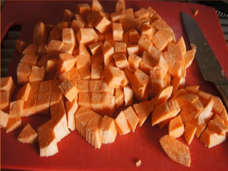 Rezept: Knusprige Schweinefilet Schnitzelchen mit Champignons und Süßkartoffelstampf Bild Nr. 15 Knusprige Schweinefilet Schnitzelchen mit Champignons und Süßkartoffelstampf - Rezept - Bild Nr. 15