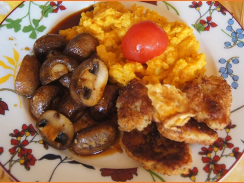 Rezept: Knusprige Schweinefilet Schnitzelchen mit Champignons und Süßkartoffelstampf Bild Nr. 19 Knusprige Schweinefilet Schnitzelchen mit Champignons und Süßkartoffelstampf - Rezept - Bild Nr. 19