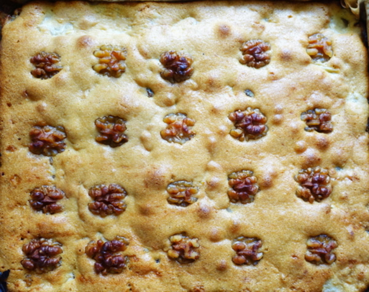 Gedeckter Apfelkuchen mit Walnüssen und Kokosraspeln - Rezept - Bild Nr. 9