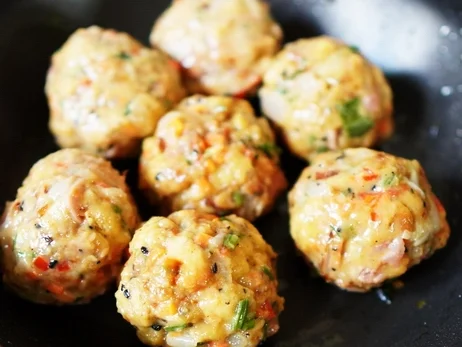 Rezept: Schwäbische Brezenknödel Bild Nr. 12 Schwäbische Brezenknödel - Rezept - Bild Nr. 12