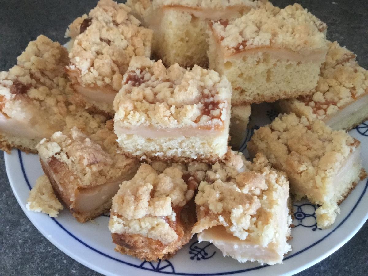 Streuselkuchen mit Pudding Füllung - Rezept - kochbar.de