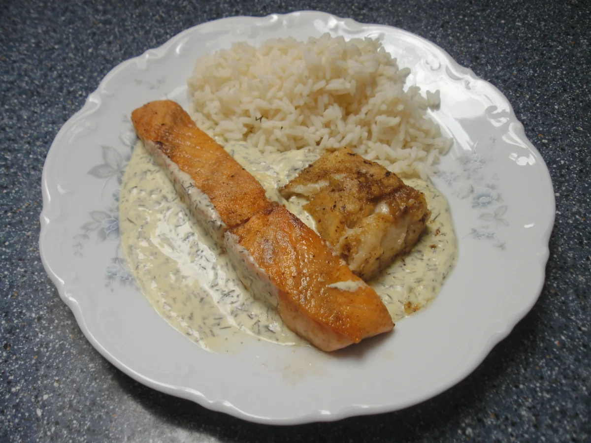 Rezept: Fisch in Kräutersoße Bild Nr. 2 Fisch in Kräutersoße - Rezept - Bild Nr. 2