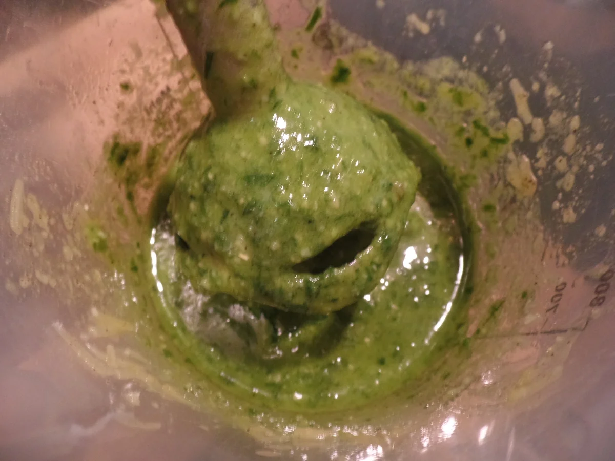 Rezept: Bärlauchpesto Bild Nr. 10184 Bärlauchpesto - Rezept - Bild Nr. 10184