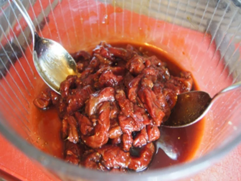 Rinder-Hüftsteak mit grünem Gemüse im Wok - Rezept - Bild Nr. 7