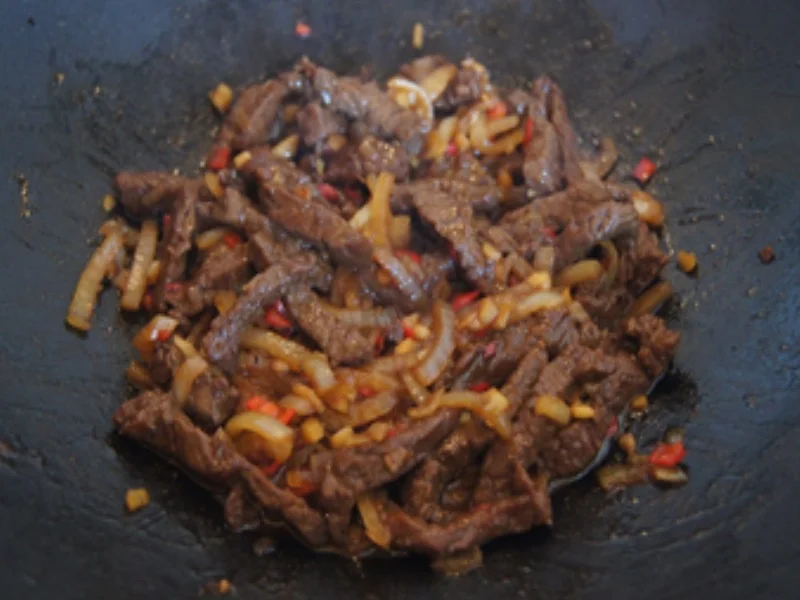 Rinder-Hüftsteak mit grünem Gemüse im Wok - Rezept - Bild Nr. 16