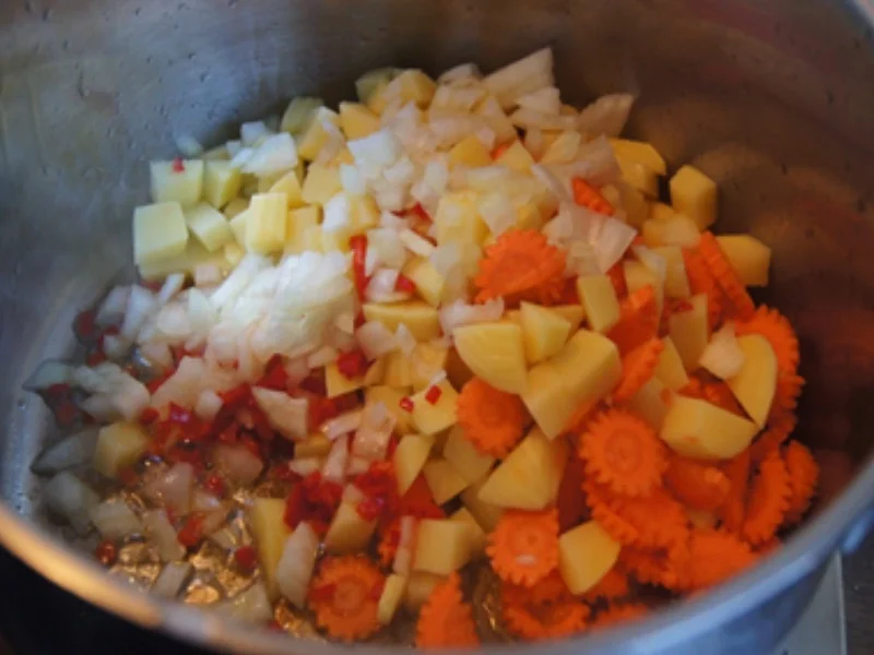 Kartoffelsuppe mit Kabanossi - Rezept - Bild Nr. 11