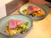 Milchkalbsemerrolle mit Kräuterseitlingen und Wirsing-Knöpfle - Rezept - Bild Nr. 2