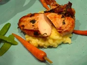 QSFP Maisperlhuhnbrust mit Frisee-Kartoffelstampf und Granatapfelsalsa - Rezept - Bild Nr. 2