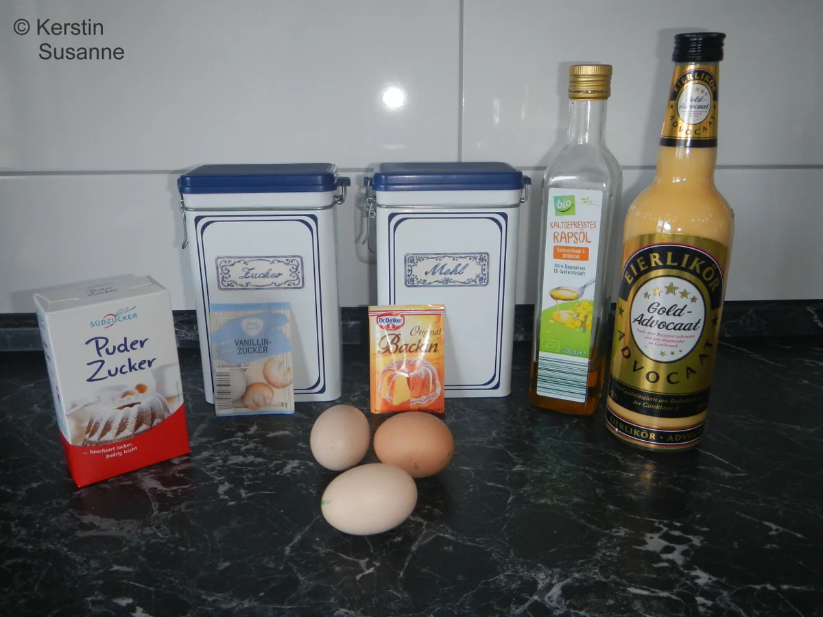 Rezept: Eierlikörkuchen Bild Nr. 4 Eierlikörkuchen - Rezept - Bild Nr. 4