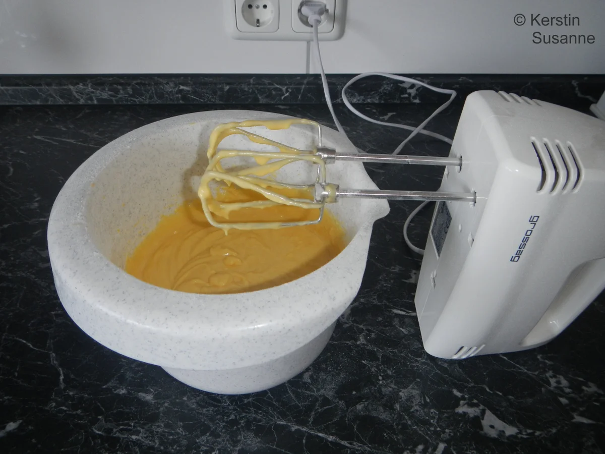 Rezept: Eierlikörkuchen Bild Nr. 5 Eierlikörkuchen - Rezept - Bild Nr. 5