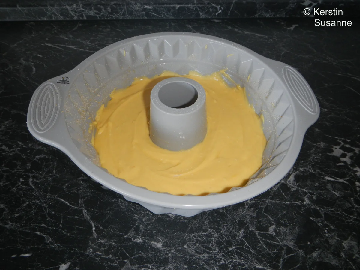 Rezept: Eierlikörkuchen Bild Nr. 6 Eierlikörkuchen - Rezept - Bild Nr. 6