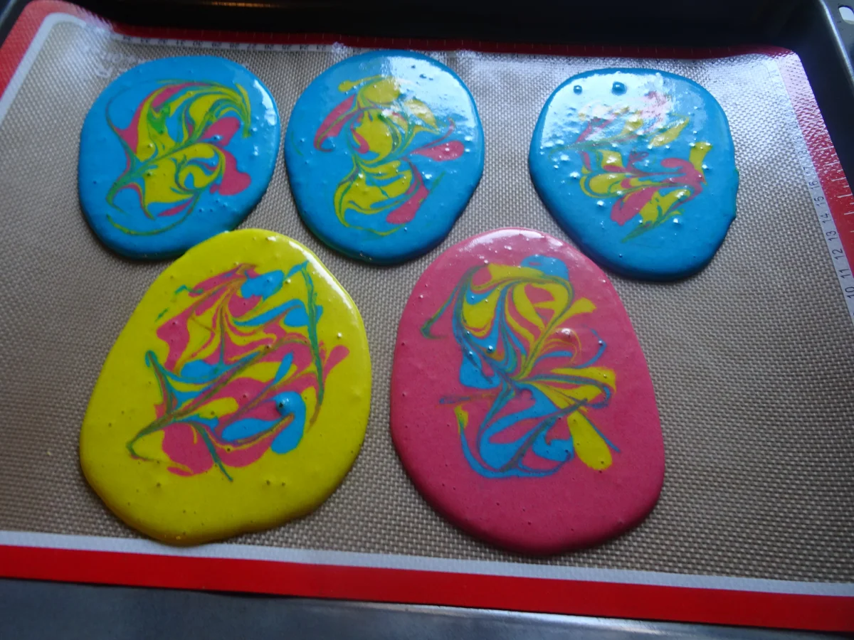 Rezept: Macaron-Ostereier XXL mit Vanille-Creme-Füllung Bild Nr. 5 Macaron-Ostereier XXL mit Vanille-Creme-Füllung - Rezept - Bild Nr. 5