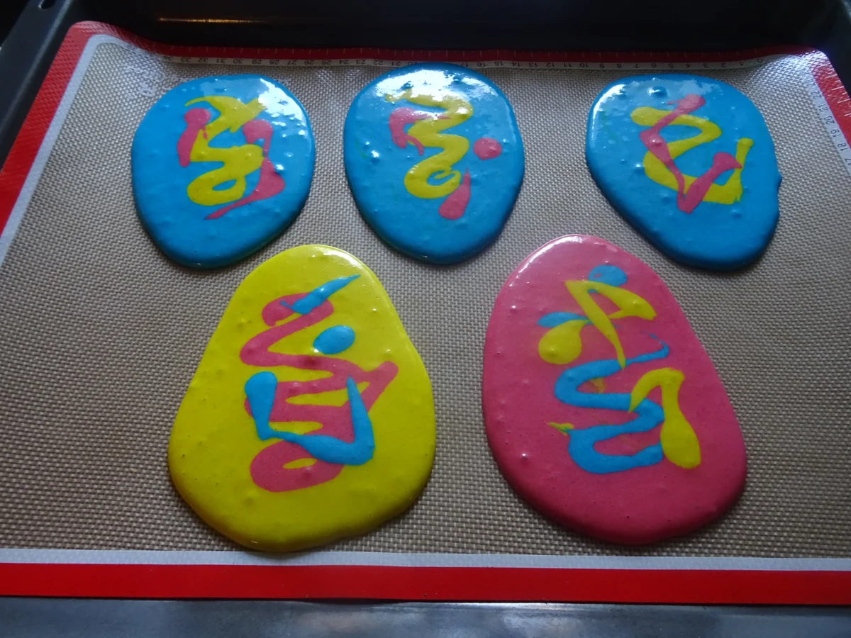 Rezept: Macaron-Ostereier XXL mit Vanille-Creme-Füllung Bild Nr. 7 Macaron-Ostereier XXL mit Vanille-Creme-Füllung - Rezept - Bild Nr. 7