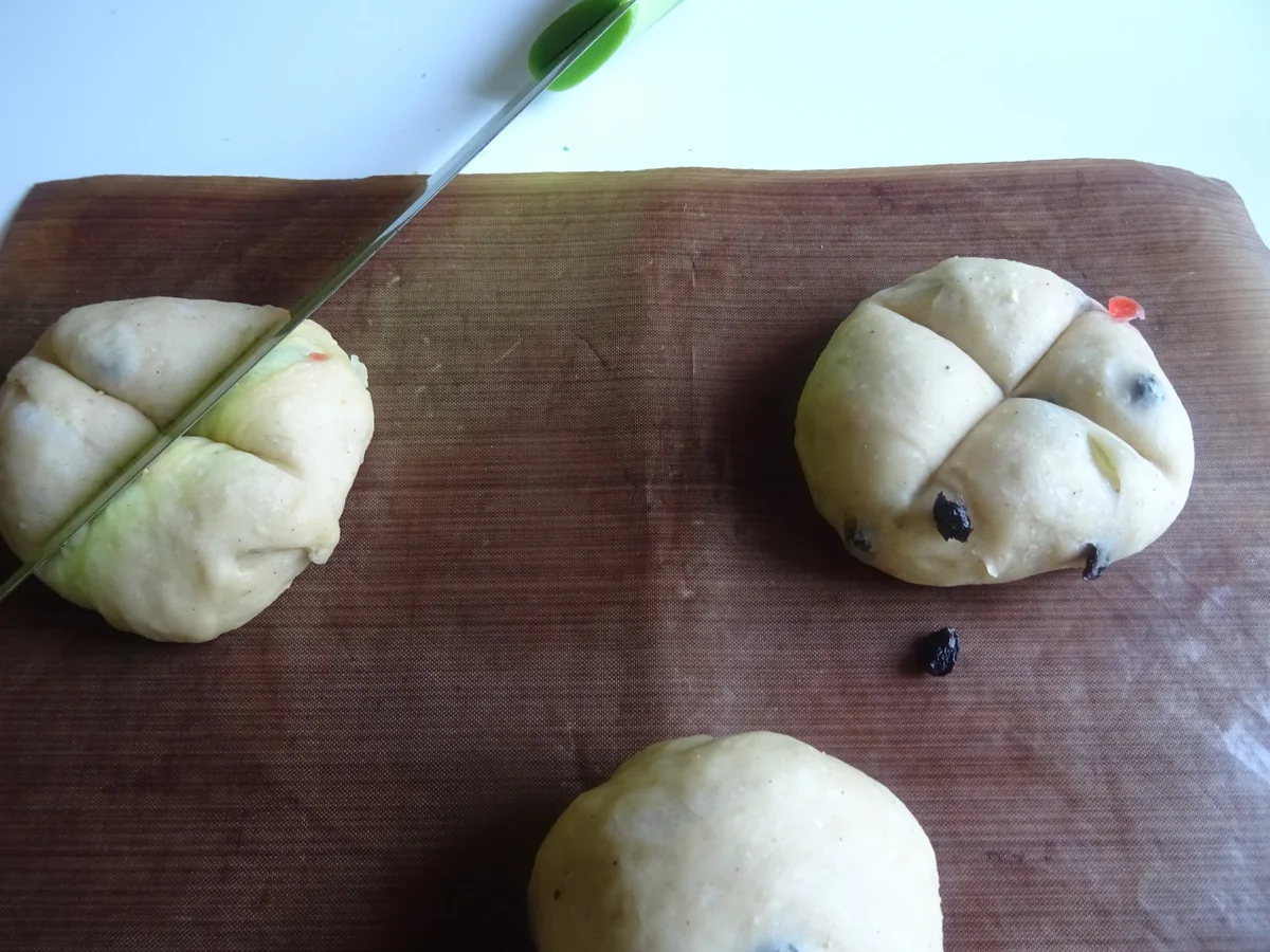 Hot Cross Buns - Rezept - Bild Nr. 10228
