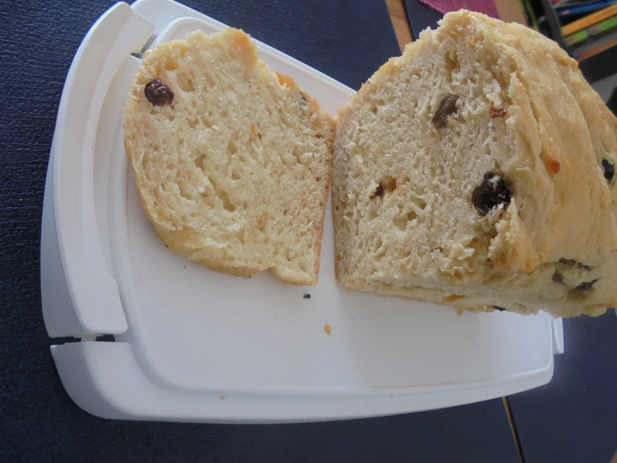 Rezept: Osterbrot Bild Nr. 3 Osterbrot - Rezept - Bild Nr. 3