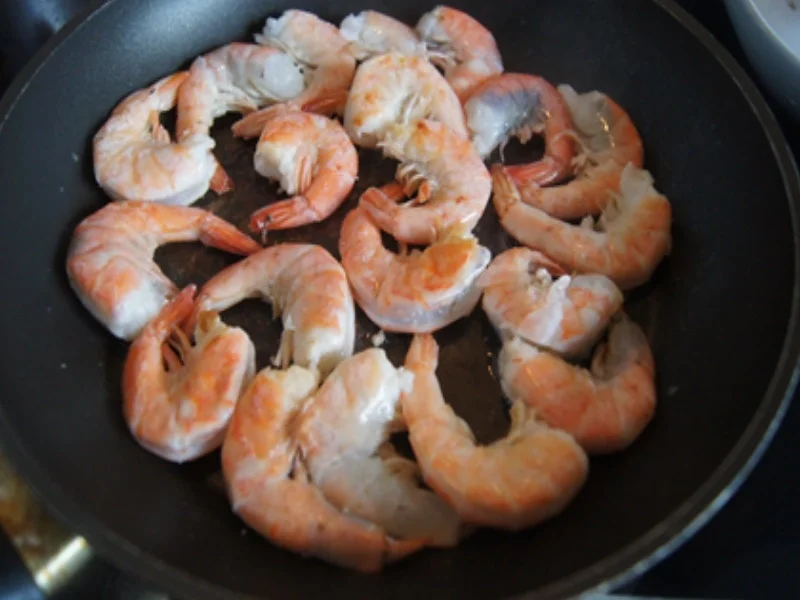 Rezept: Riesen-Garnelen mit Butterbrot Bild Nr. 7 Riesen-Garnelen mit Butterbrot - Rezept - Bild Nr. 7