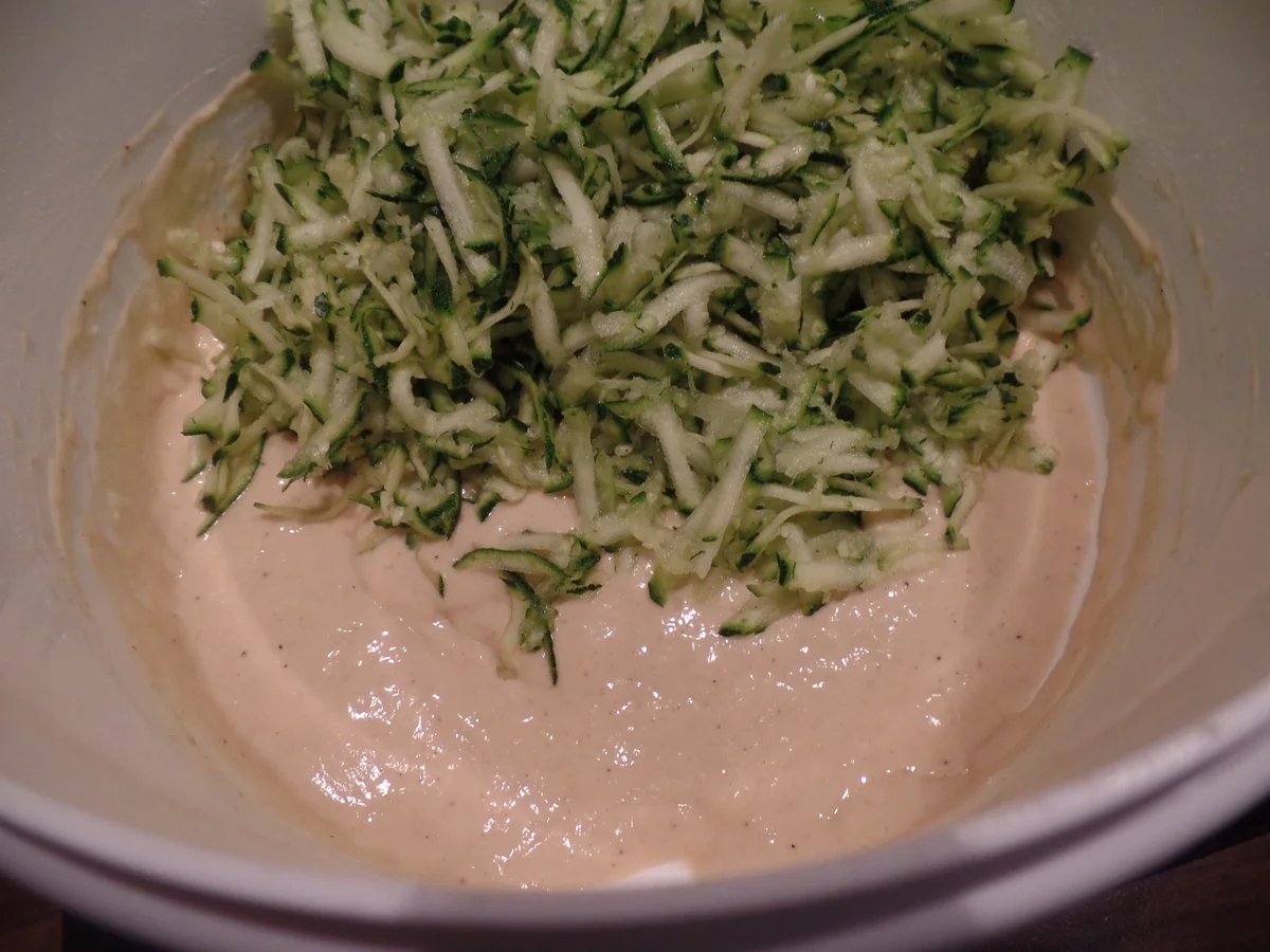 Zucchinipuffer mit Pesto - Rezept - Bild Nr. 10282