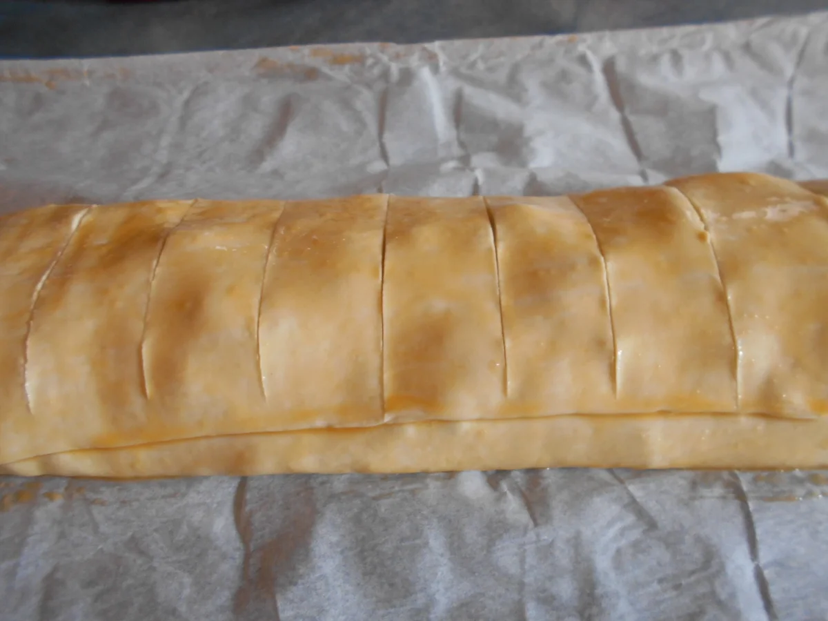 Rezept: Apfelstrudel mit TK Blätterteig Bild Nr. 5 Apfelstrudel mit TK Blätterteig - Rezept - Bild Nr. 5