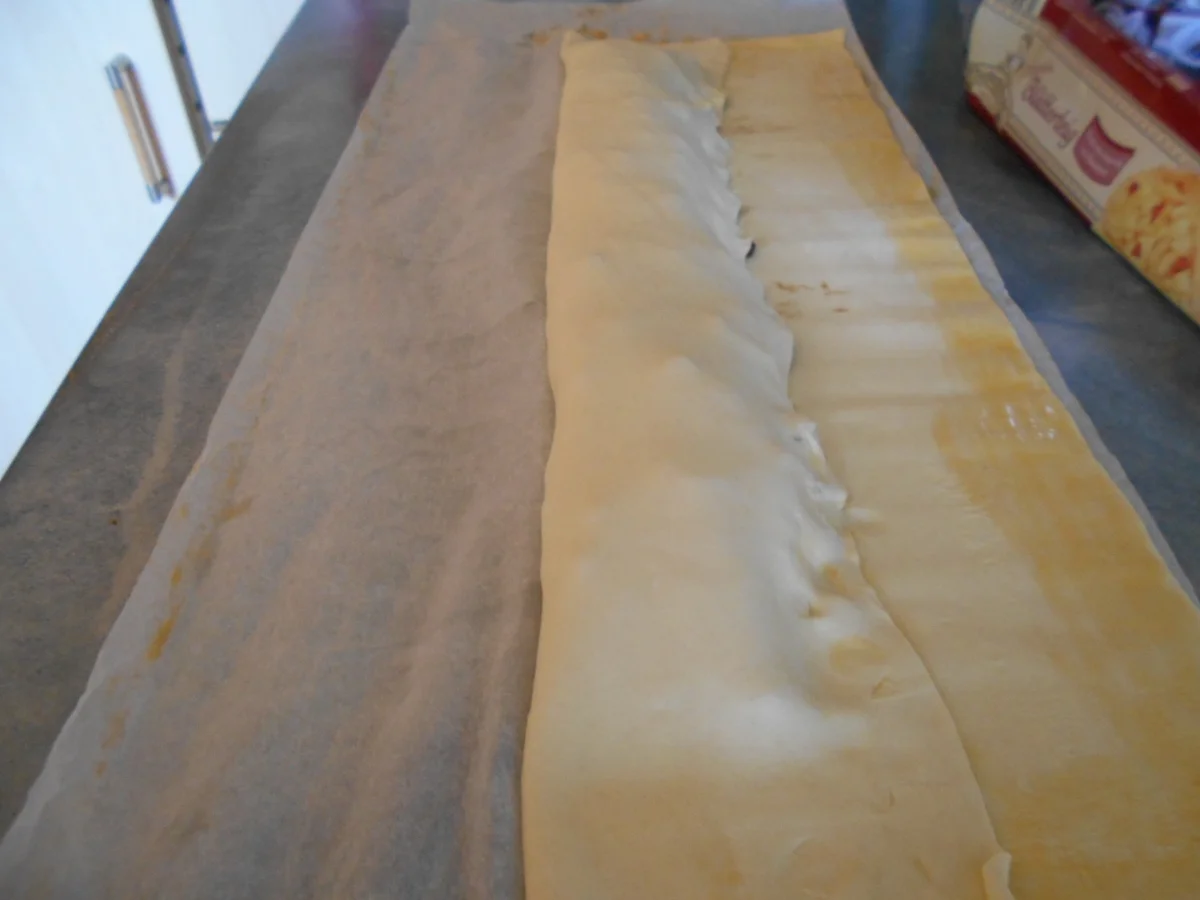 Rezept: Apfelstrudel mit TK Blätterteig Bild Nr. 7 Apfelstrudel mit TK Blätterteig - Rezept - Bild Nr. 7