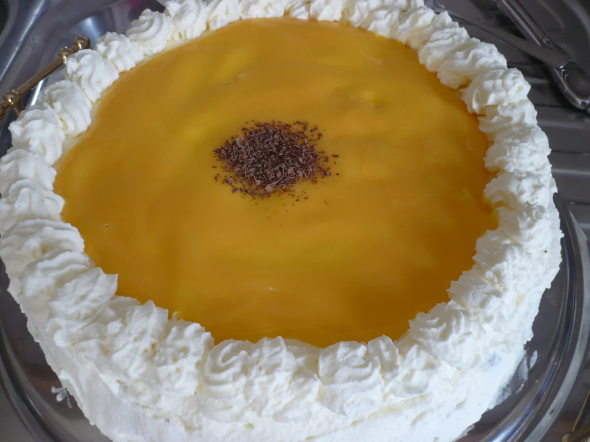 Eierlikörtorte mit Kirschen - Rezept - Bild Nr. 2