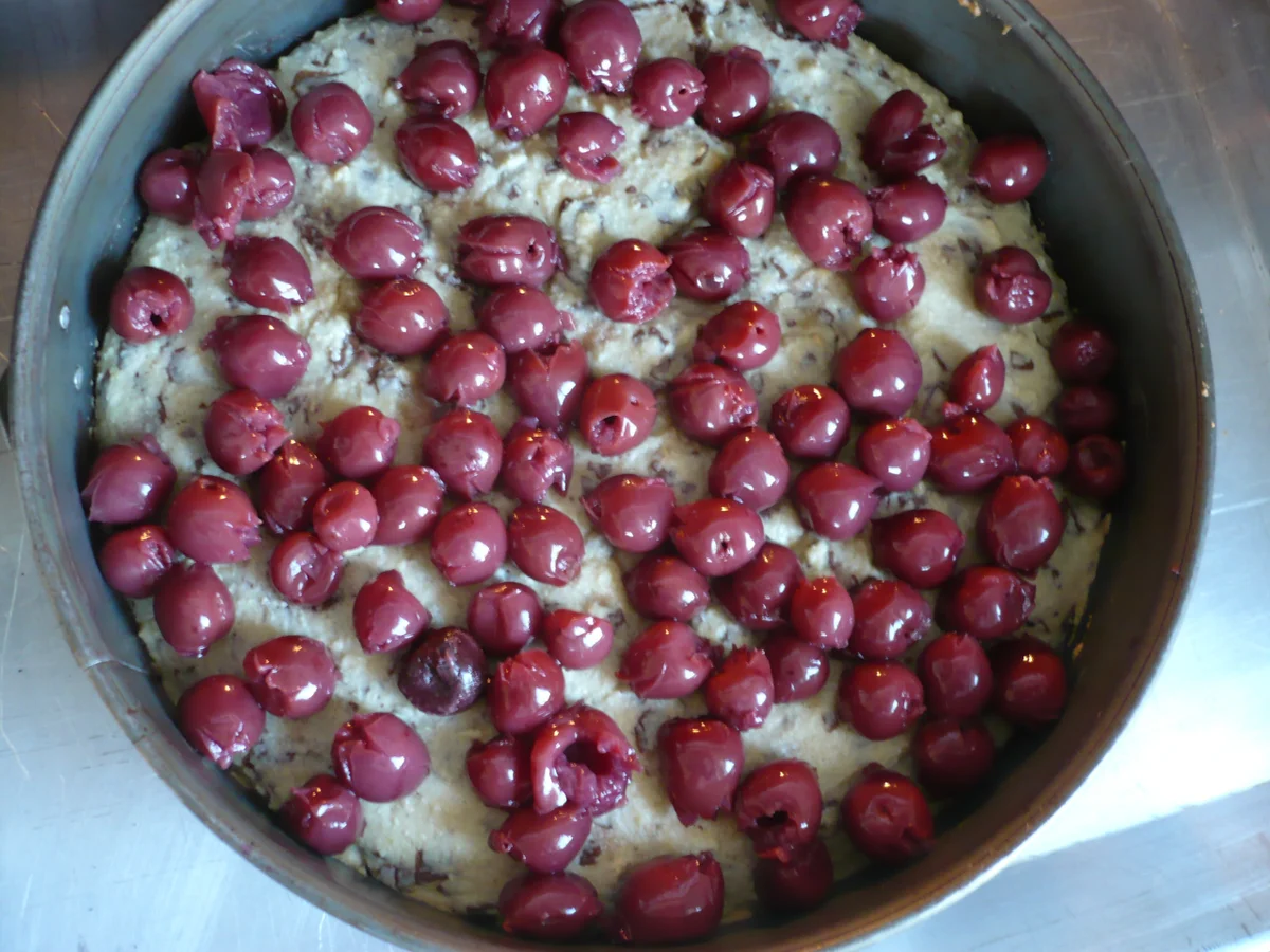 Eierlikörtorte mit Kirschen - Rezept - Bild Nr. 5