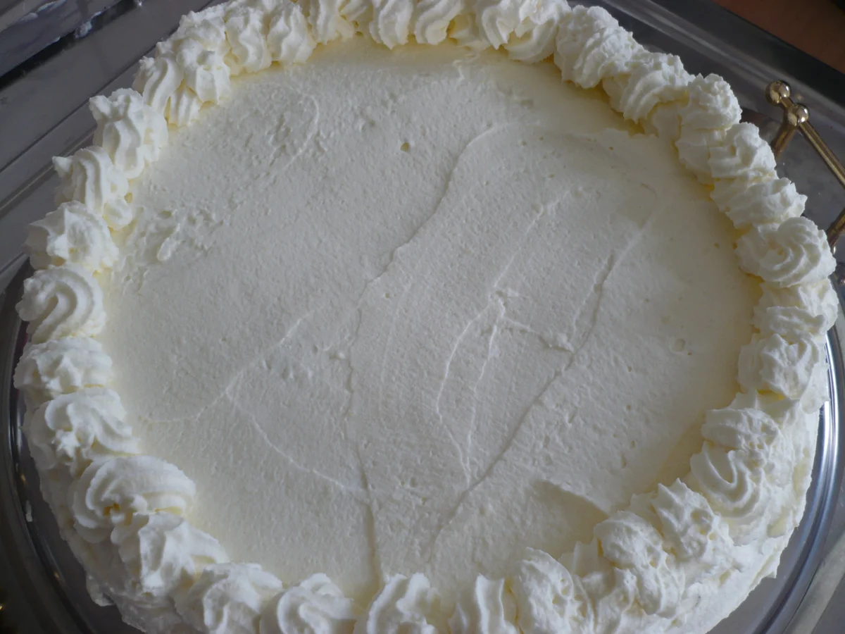 Eierlikörtorte mit Kirschen - Rezept - Bild Nr. 7