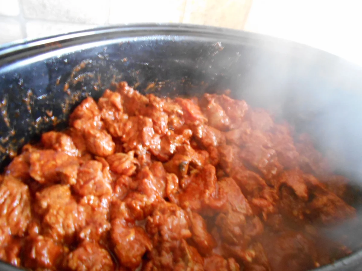 Rinder Gulasch (Summeten) vom Halsstück. - Rezept - Bild Nr. 7