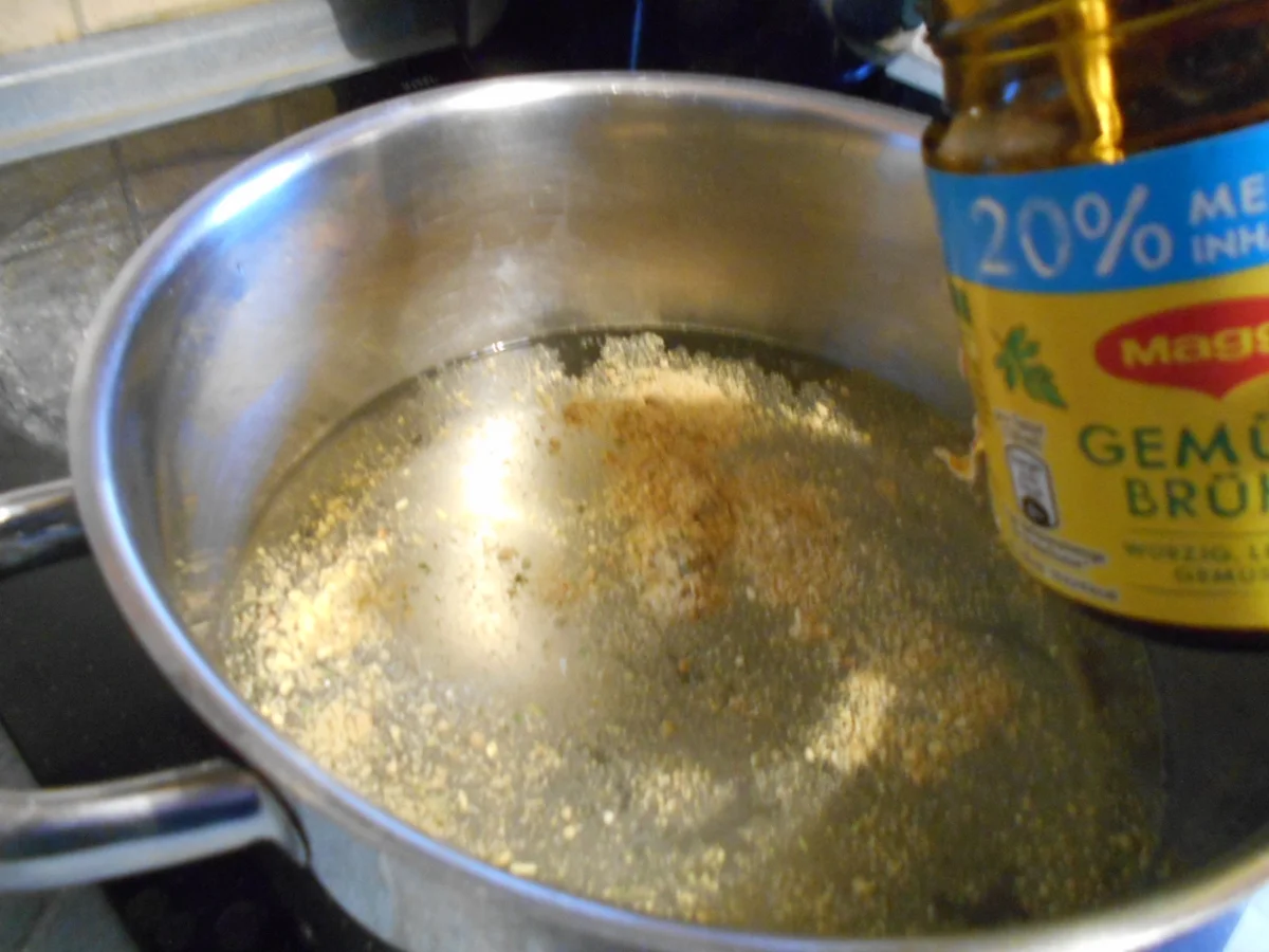 Serviettenknödel - Rezept - Bild Nr. 3