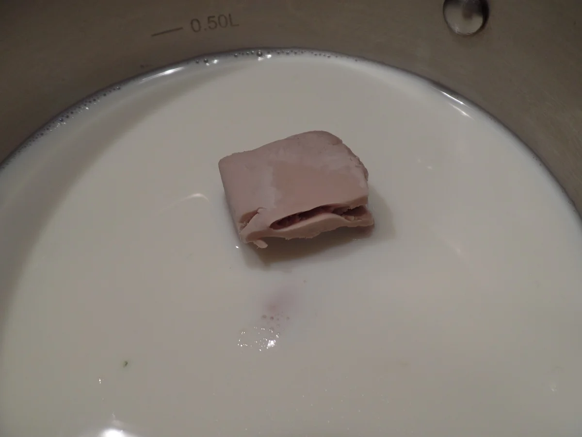 Rezept: Hefezopf mit Marzipan Bild Nr. 10278 Hefezopf mit Marzipan - Rezept - Bild Nr. 10278