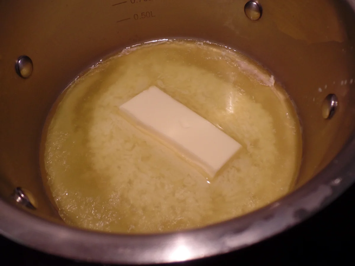 Rezept: Hefezopf mit Marzipan Bild Nr. 10282 Hefezopf mit Marzipan - Rezept - Bild Nr. 10282