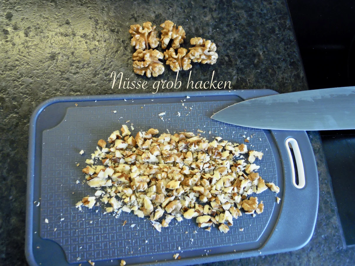 Rezept: Kärntner Reindling Bild Nr. 5 Kärntner Reindling - Rezept - Bild Nr. 5