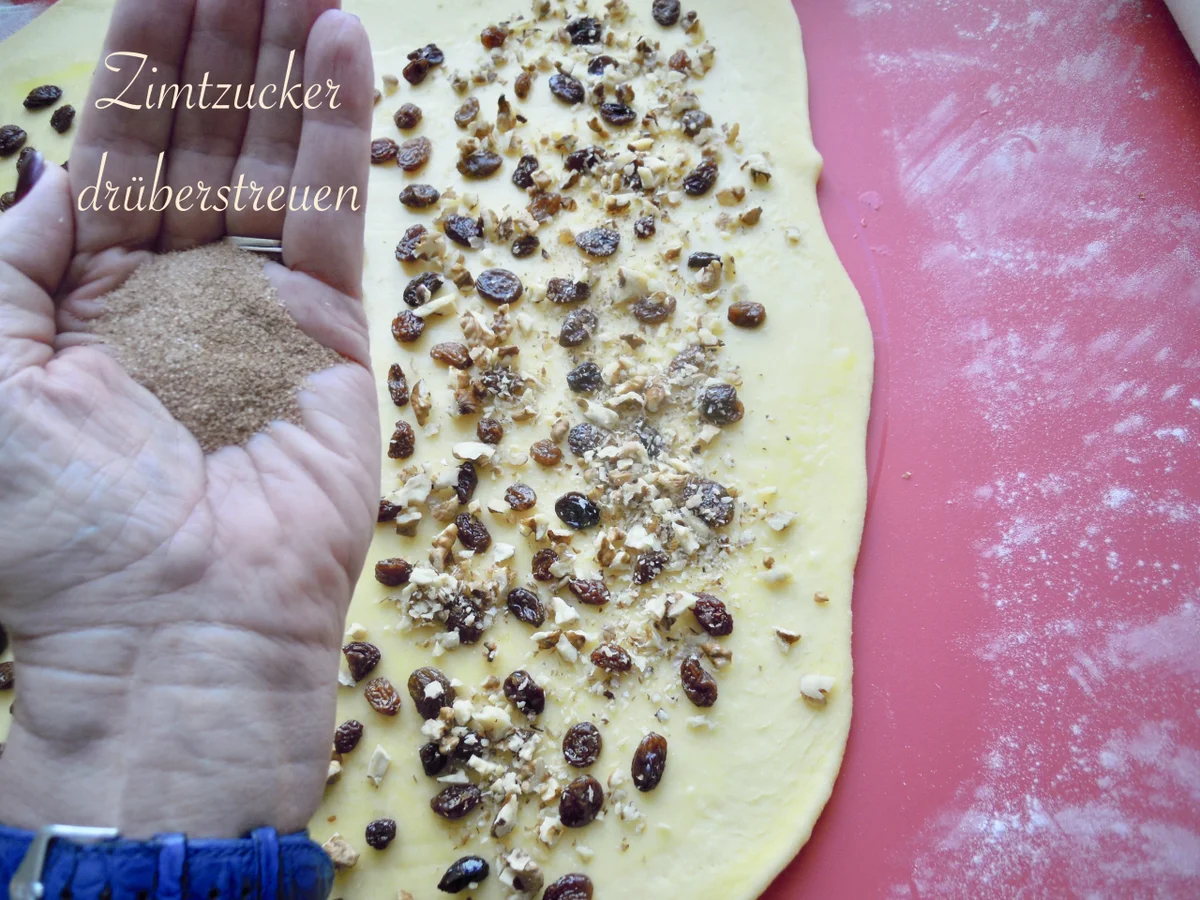 Rezept: Kärntner Reindling Bild Nr. 13 Kärntner Reindling - Rezept - Bild Nr. 13