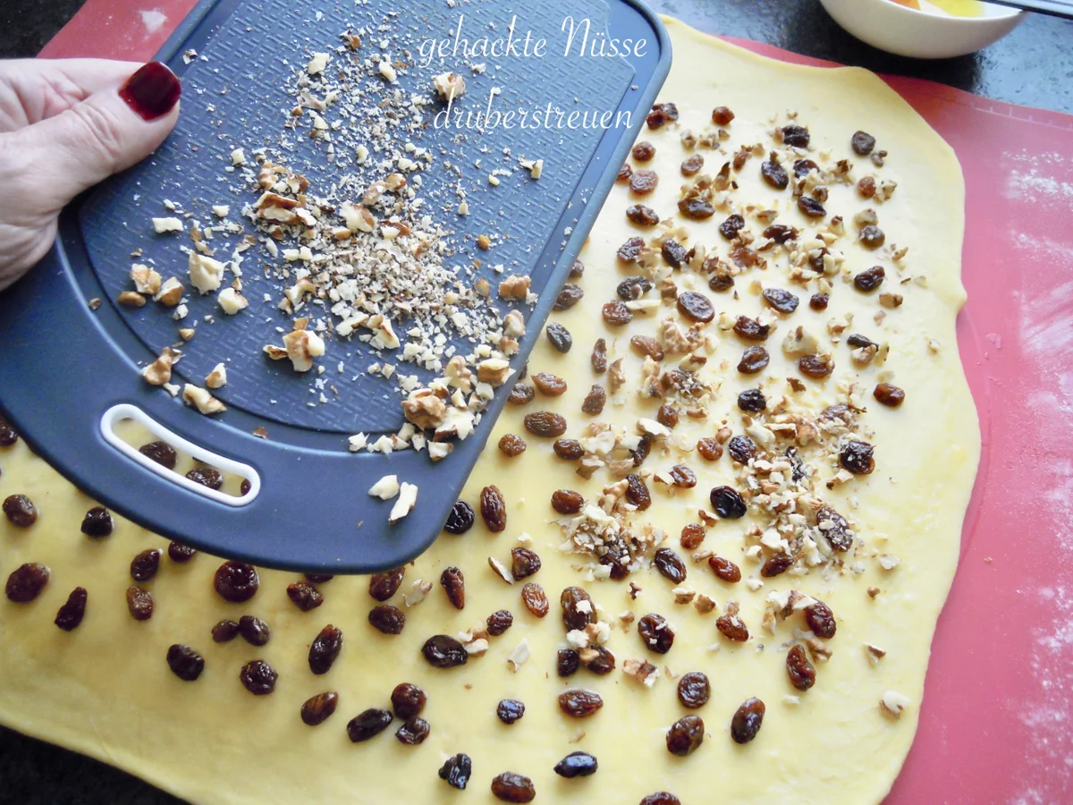 Rezept: Kärntner Reindling Bild Nr. 12 Kärntner Reindling - Rezept - Bild Nr. 12