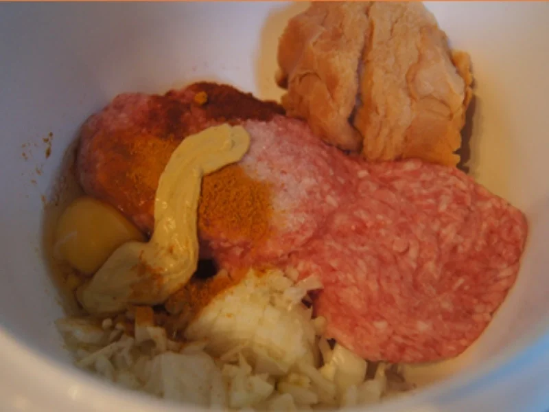 Rezept: Herzhafte Hacksteaks mit Curry-Gemüsemix aus dem Wok Bild Nr. 10304 Herzhafte Hacksteaks mit Curry-Gemüsemix aus dem Wok - Rezept - Bild Nr. 10304