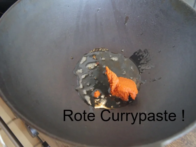 Rezept: Herzhafte Hacksteaks mit Curry-Gemüsemix aus dem Wok Bild Nr. 10315 Herzhafte Hacksteaks mit Curry-Gemüsemix aus dem Wok - Rezept - Bild Nr. 10315