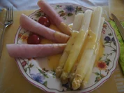 Spargel mit Orangen-Chili-Sauce und gekochter Schinken - Rezept - Bild Nr. 2