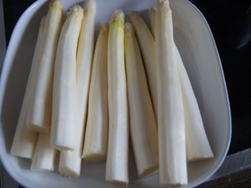 Spargel mit Orangen-Chili-Sauce und gekochter Schinken - Rezept - Bild Nr. 3