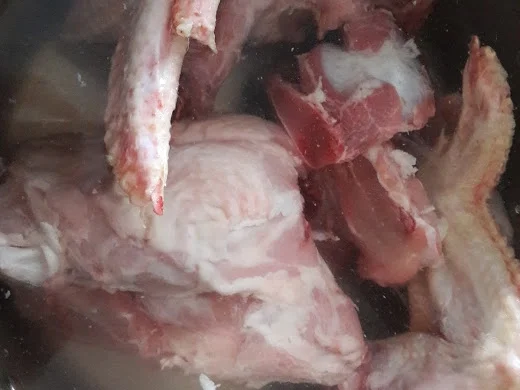 Rezept: Hühnerbrühe - Nudelsuppe Bild Nr. 4 Hühnerbrühe - Nudelsuppe - Rezept - Bild Nr. 4