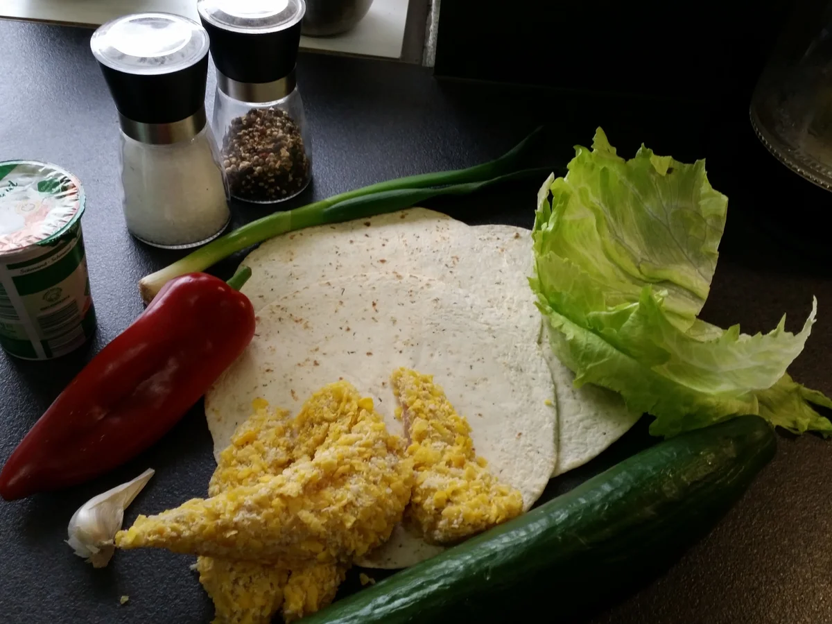 Rezept: Knoblauch-Wrap mit Knusper-Hähnchen Kochbar Challenge 2.0 (Februar 2021) Bild Nr. 5 Knoblauch-Wrap mit Knusper-Hähnchen Kochbar Challenge 2.0 (Februar 2021) - Rezept - Bild Nr. 5