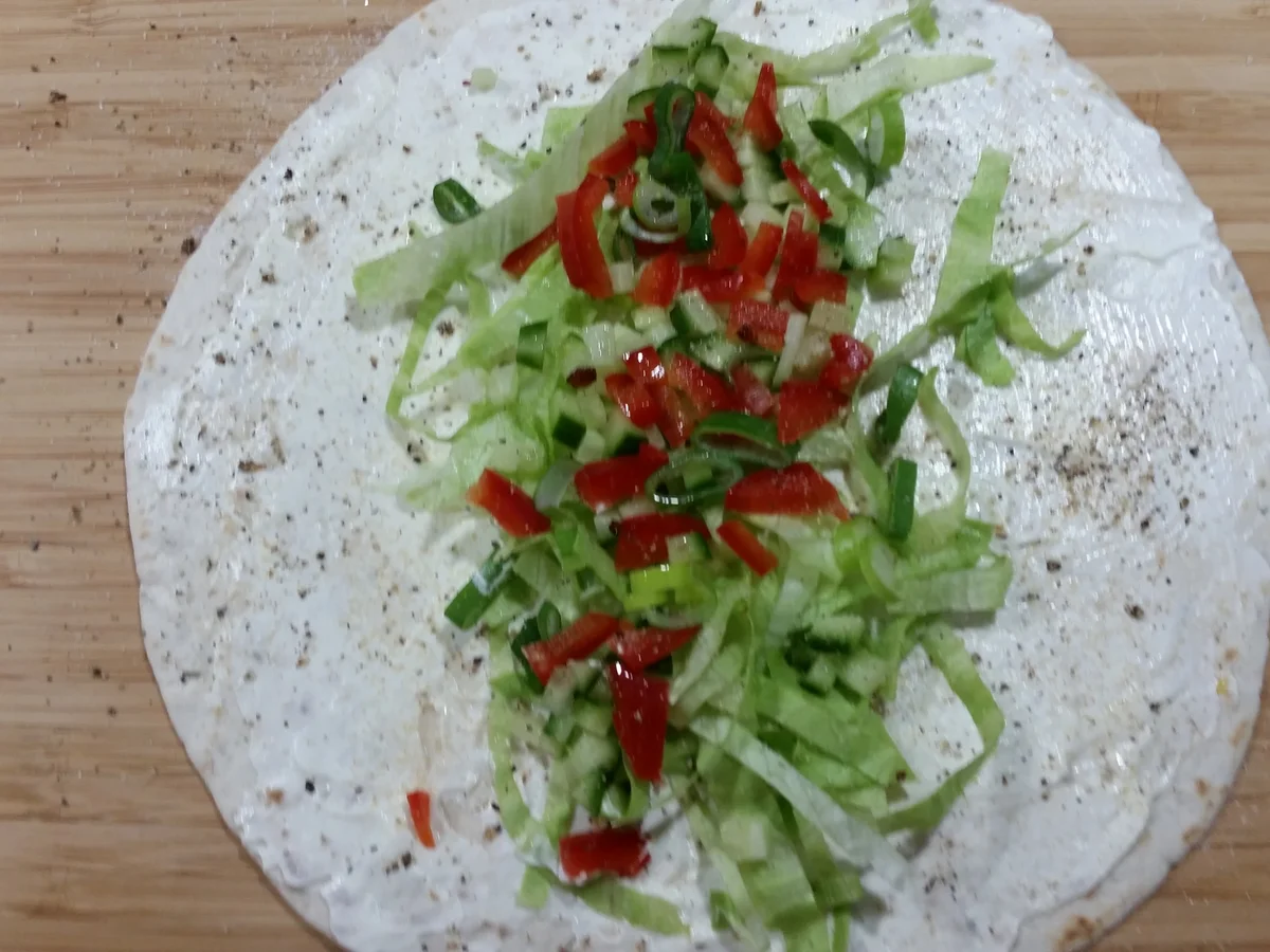 Rezept: Knoblauch-Wrap mit Knusper-Hähnchen Kochbar Challenge 2.0 (Februar 2021) Bild Nr. 10310 Knoblauch-Wrap mit Knusper-Hähnchen Kochbar Challenge 2.0 (Februar 2021) - Rezept - Bild Nr. 10310