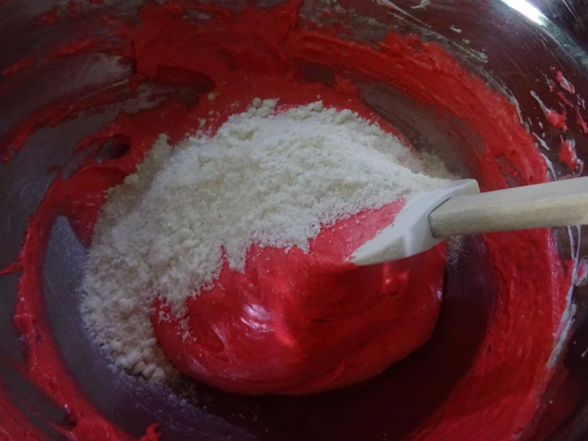 Rezept: Erdbeer-Macarons Bild Nr. 8 Erdbeer-Macarons - Rezept - Bild Nr. 8