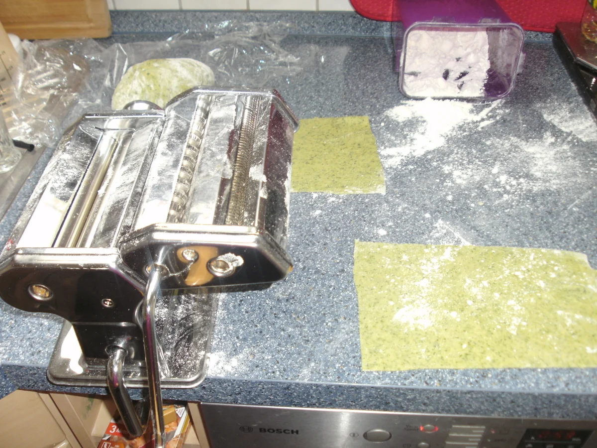 Rezept: Grüne Nudeln Bild Nr. 5 Grüne Nudeln - Rezept - Bild Nr. 5