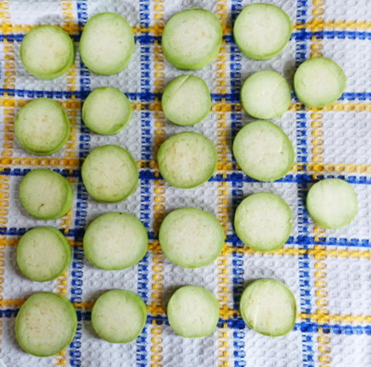 Auberginen in würziger Kokosnuss-Pilzsauce - Rezept - Bild Nr. 4